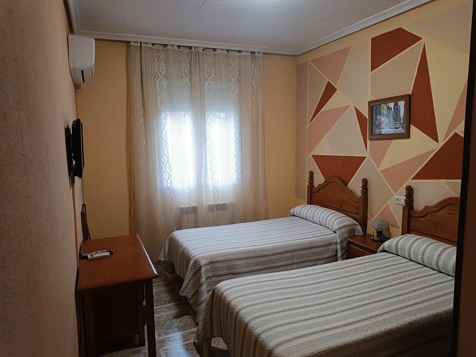 Hostal Avila Ocaña Екстериор снимка