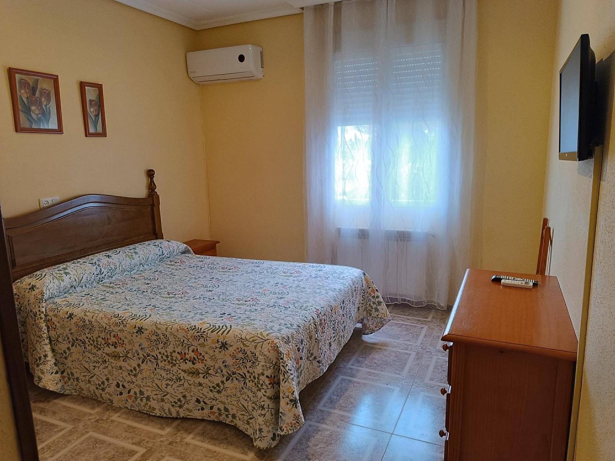 Hostal Avila Ocaña Екстериор снимка