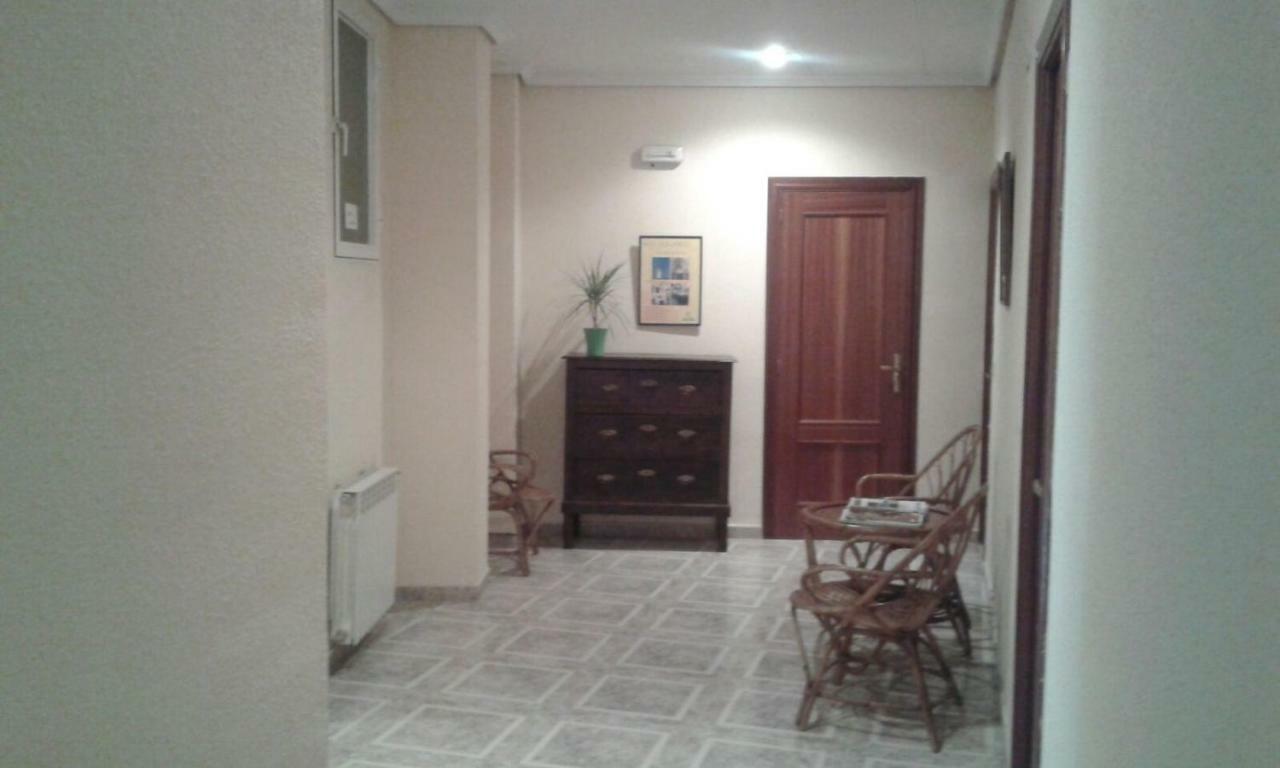 Hostal Avila Ocaña Екстериор снимка