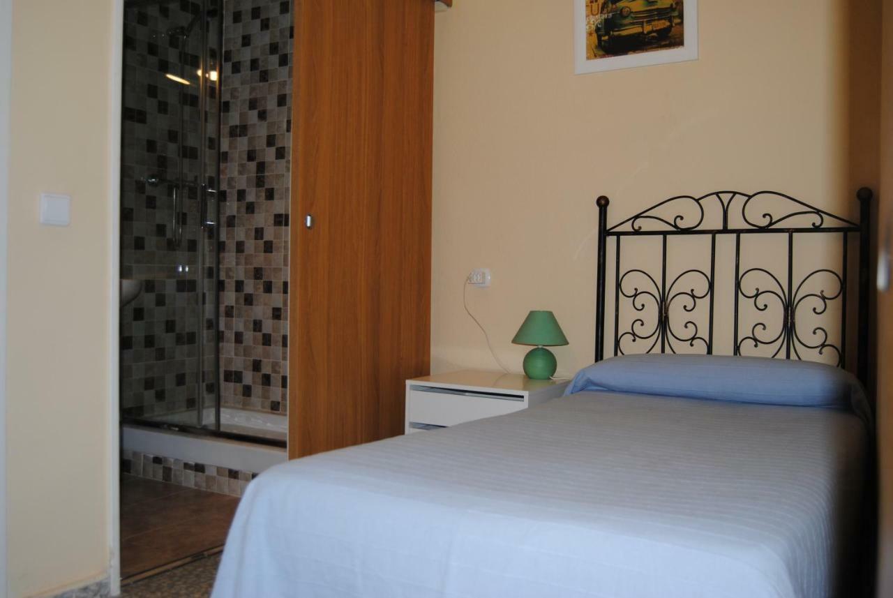 Hostal Avila Ocaña Екстериор снимка