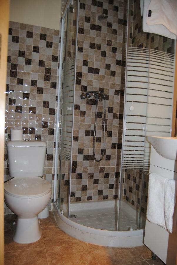 Hostal Avila Ocaña Екстериор снимка