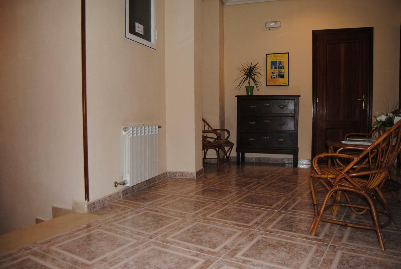 Hostal Avila Ocaña Екстериор снимка