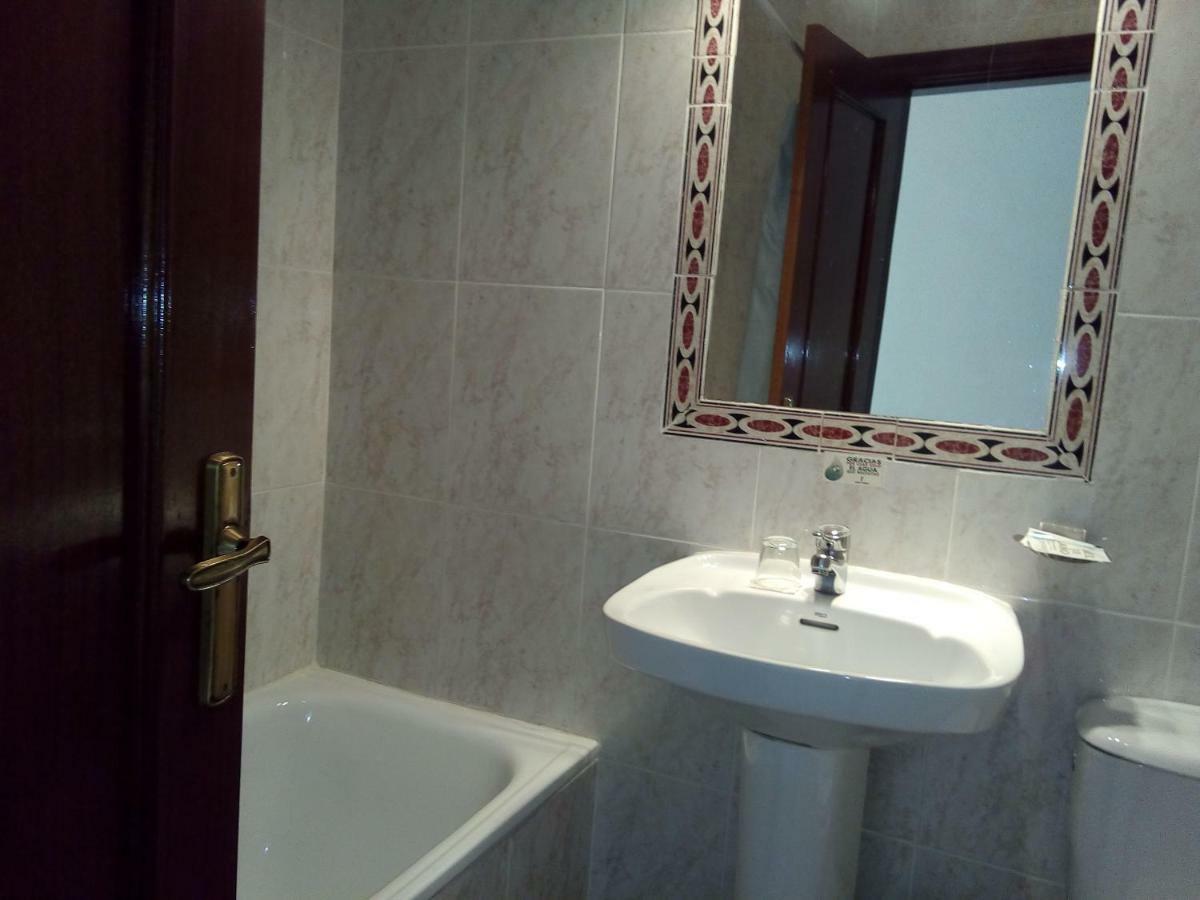 Hostal Avila Ocaña Екстериор снимка