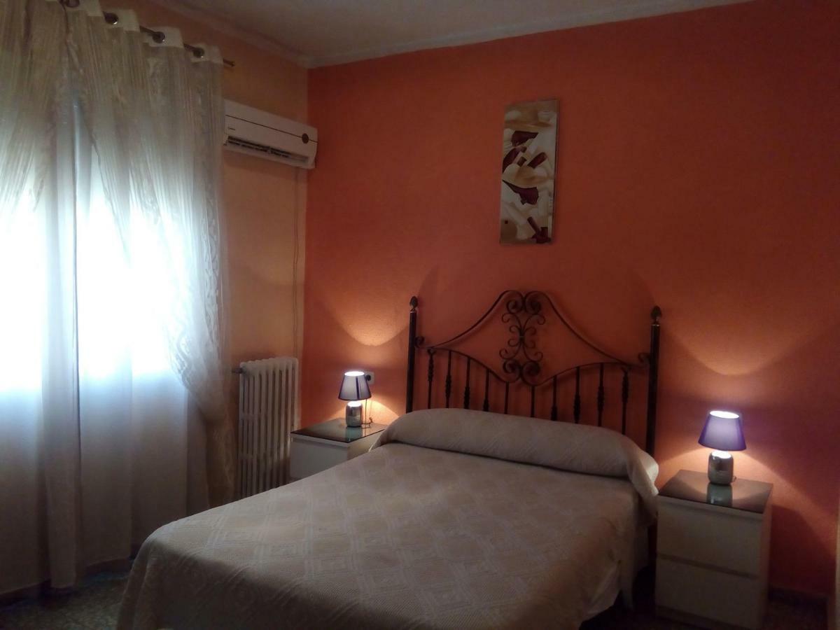 Hostal Avila Ocaña Екстериор снимка